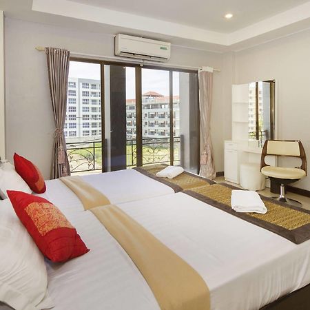 Royal Q & D Suites Паттая Екстер'єр фото
