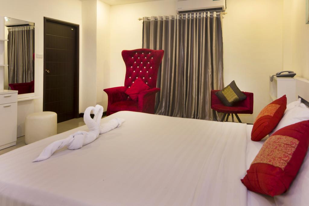Royal Q & D Suites Паттая Екстер'єр фото
