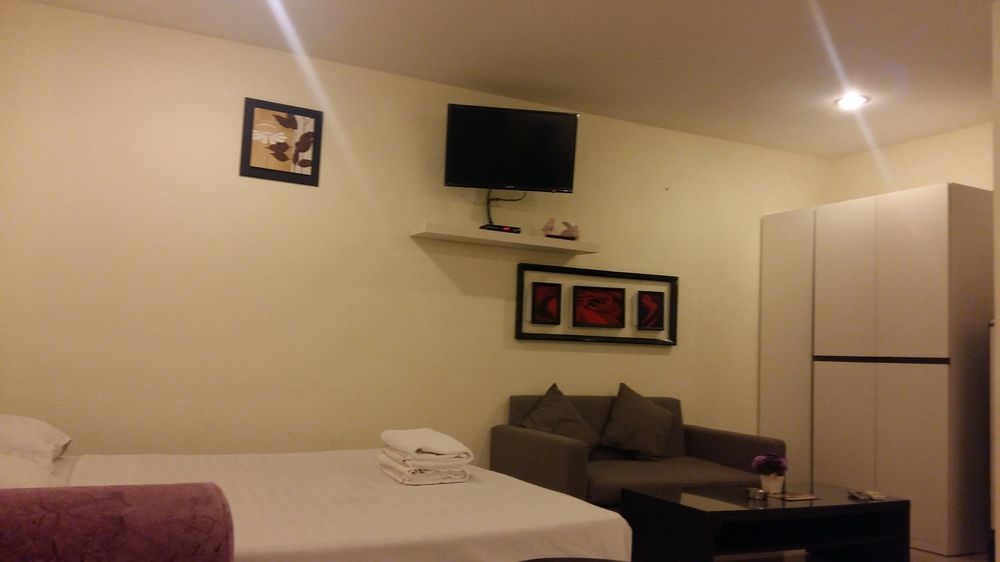 Royal Q & D Suites Паттая Екстер'єр фото